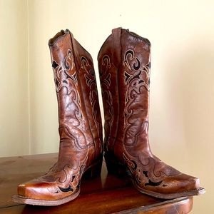 CircleG/Corral Women's Brown Black Embroidery Western Snip Toe Cowboy Boots 9.5M